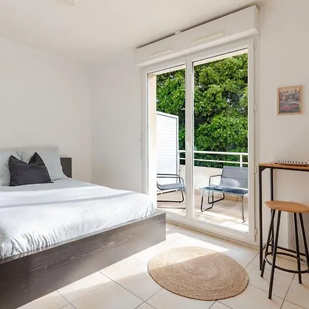 Nid Douillet - à 2min - Résidence Calme Appartement