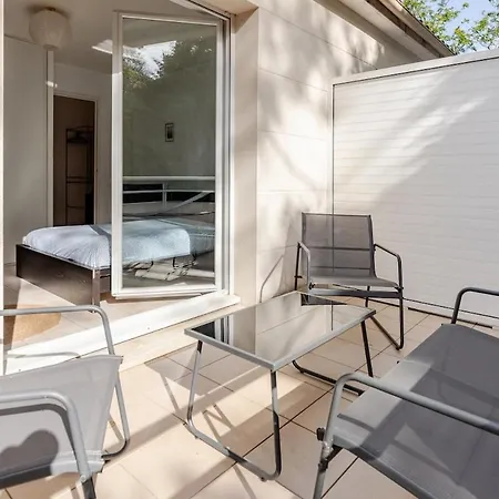 Nid Douillet - A 2min - Calme Apartman